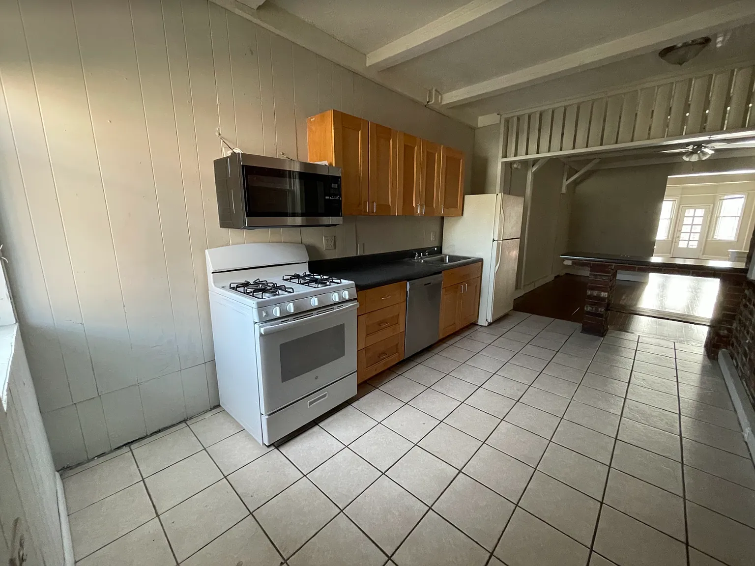 Graydon Apartments - 5 — Photo 3