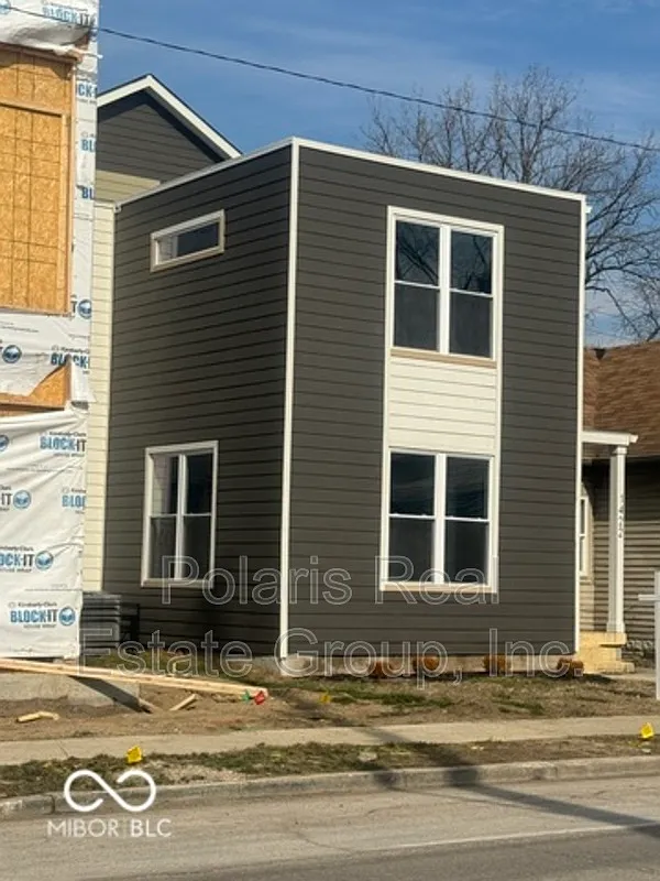4 bed, 3.5 bath, 3348 sqft, $2,795 — Photo 2