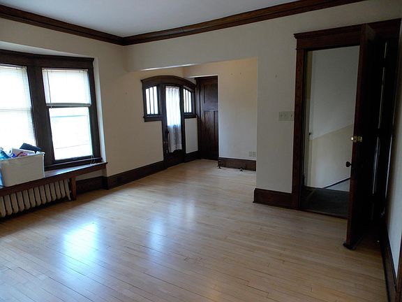Living Room towards private patio