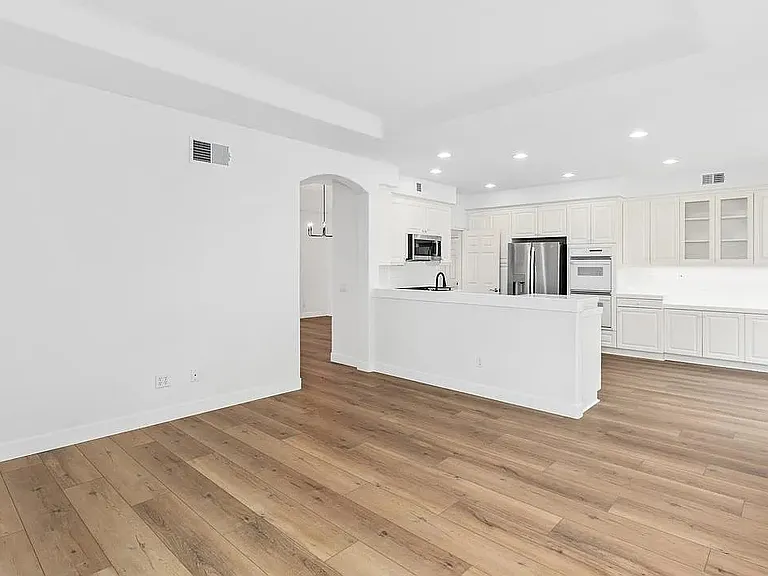 2738 Carriagedale Row — Photo 14