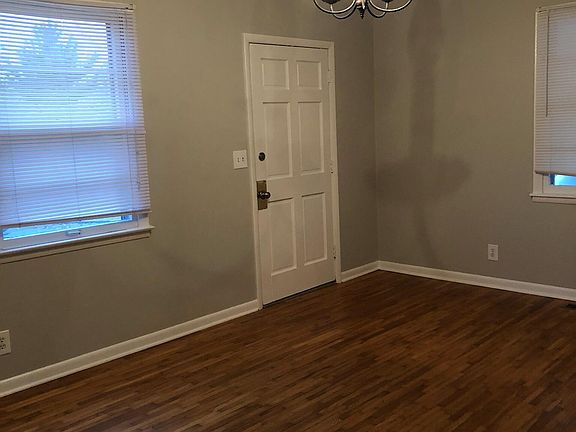 5th image of 300 Carter St Unit A & B