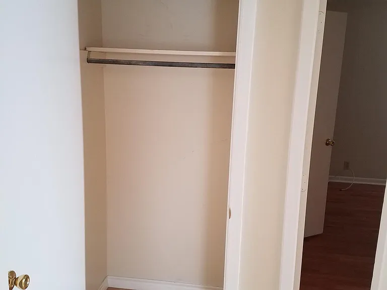 387 Covina Ave — Photo 8
