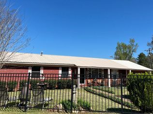 401 Austin St, Philadelphia, MS 39350