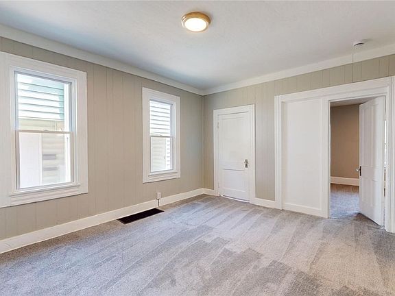 2nd image of 3122 W 30th St