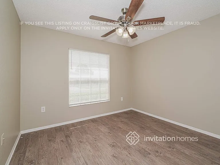 7988 Oak Run Cir — Photo 13