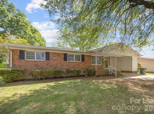 1502 Cloverdale Ln, Gastonia, NC 28052