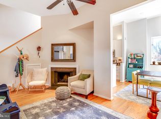 141 12th St NE APT 15, Washington, DC 20002