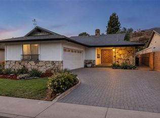 8127 Grove St, Sunland, CA 91040