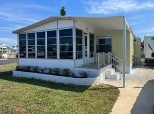 345 Mattie Ave, Fort Myers, FL 33908