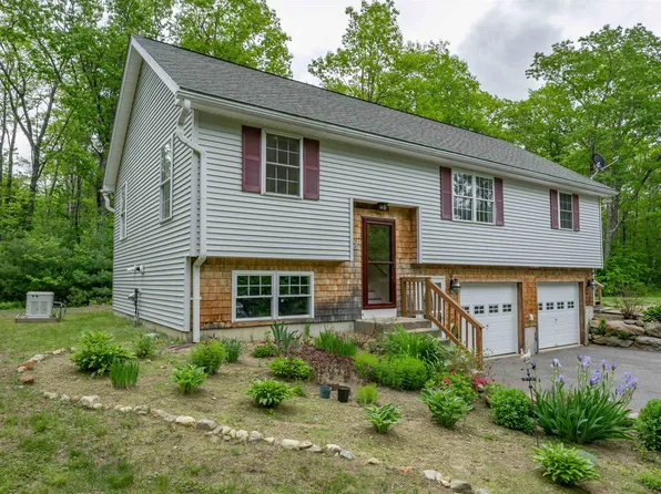 52 Forest Road, Barnstead, NH 03225