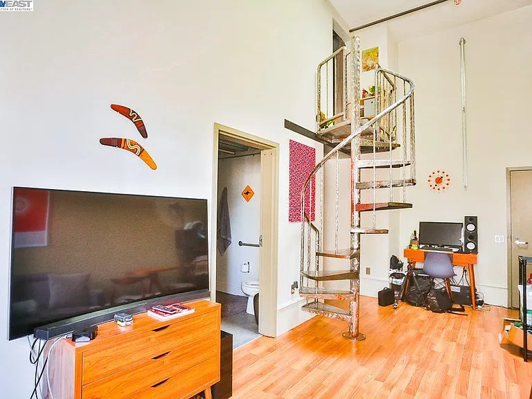 83 McAllister St — Photo 10