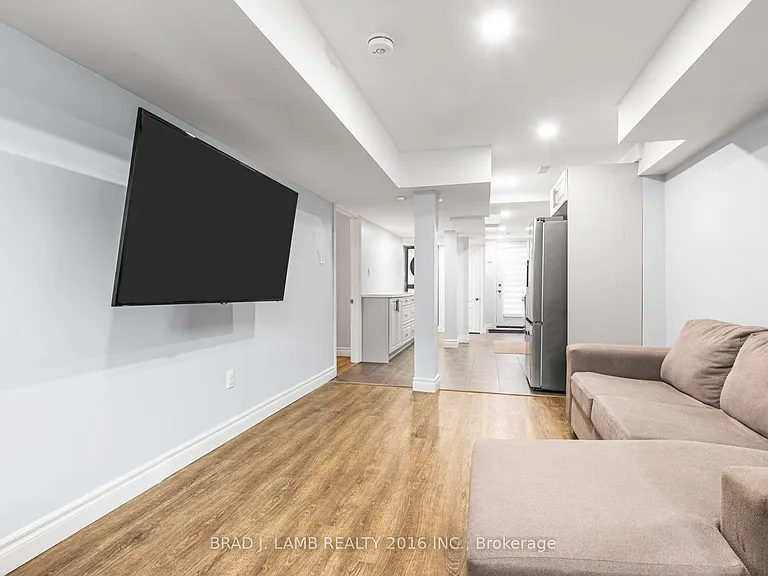3 Hearson St #BASEMENT — Photo 22