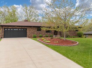 8929 27th St, Milan, IL 61264