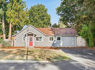 8015 Yakima Ave, Tacoma, WA