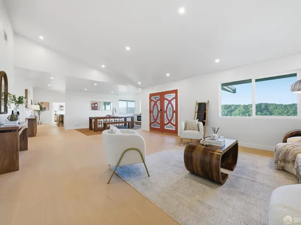 6481 Sunnyslope Ave, Castro Valley, CA 94552