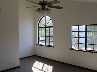 24212 Ocean Ave, Torrance, CA 90505