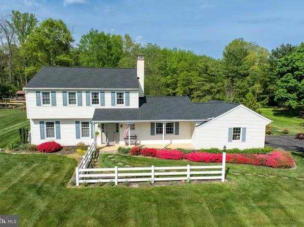 126 Christine Dr, Downingtown, PA 19335