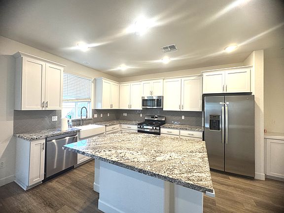 2nd image of 2121 Evening Star Cir