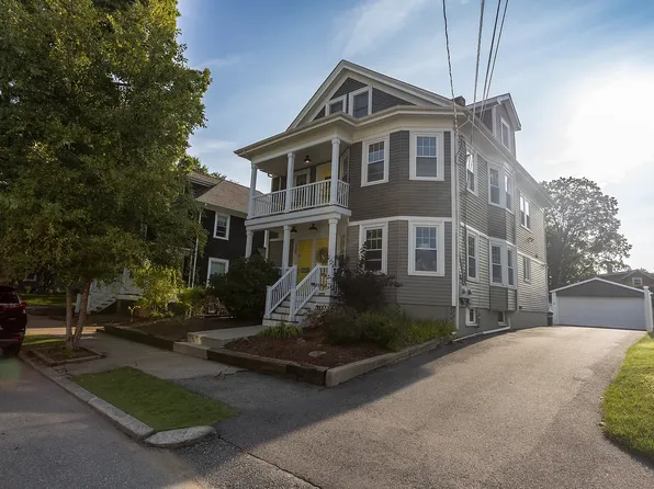 223 Summit Ave, Providence, RI 02906