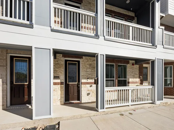 266 Harris St, Lewisville, TX 75057