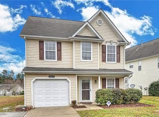2615 Rozzelles Landing Dr, Charlotte, NC 28214