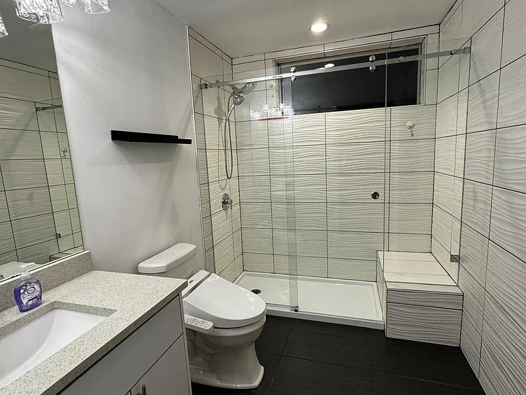 1541 Valentine Pl S — Photo 8