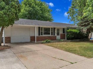 2115 Devon Ave, Loves Park, IL 61111