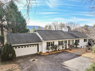 34 Merrimac Cir, Waynesville, NC 28786