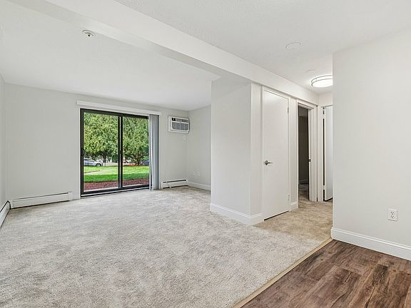 10-web-or-mls-Park St-S1807-010