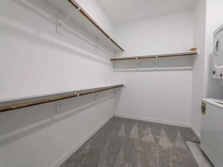 906 Sycamore Falls St — Photo 27