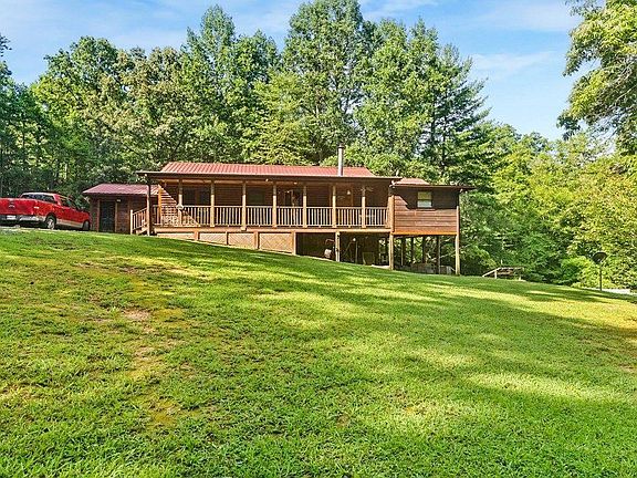 3rd image of 711 Arp Rd