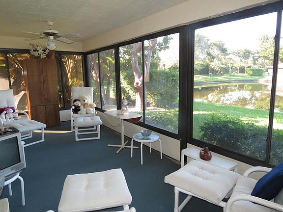 Home For Sale In Palm Chase Lakes