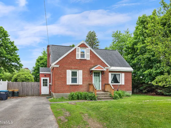 1952 East St, Pittsfield, MA 01201