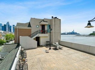 600 Harbor Blvd UNIT 1028, Weehawken, NJ 07086