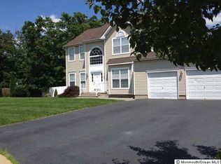 2110 Mackenzie Rd, Toms River, NJ 08755