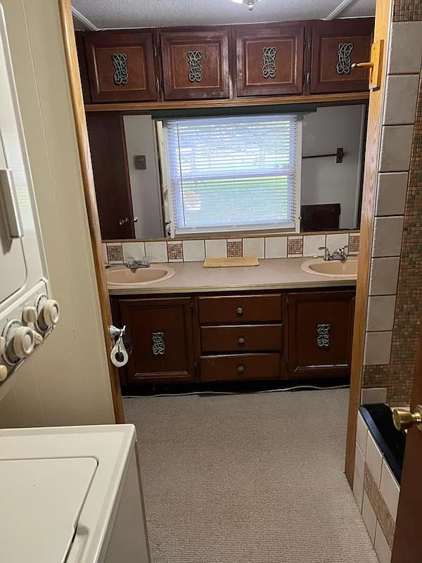 2 bed, 1100 sqft, $1,200 — Photo 1