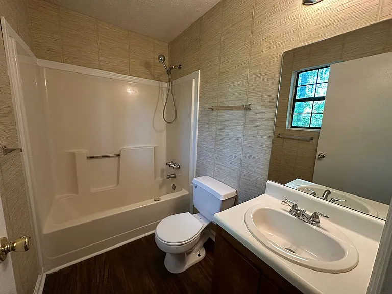 1945 Padgett Dr — Photo 11