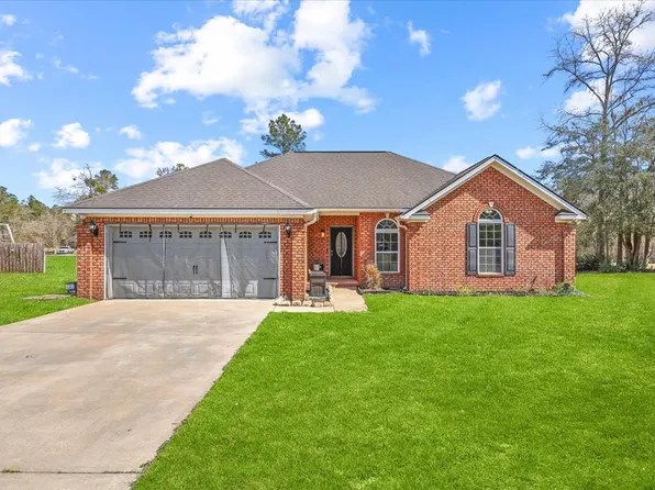 61 Poplar Rd NE, Ludowici, GA 31316