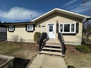 1020 4th Ave, Rosthern, SK S0K3R0