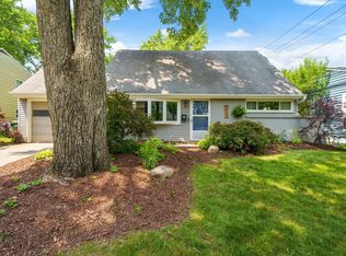 1060 Caniff Rd, Columbus, OH 43221