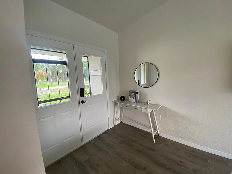 262 Long Meadow Ln — Photo 6