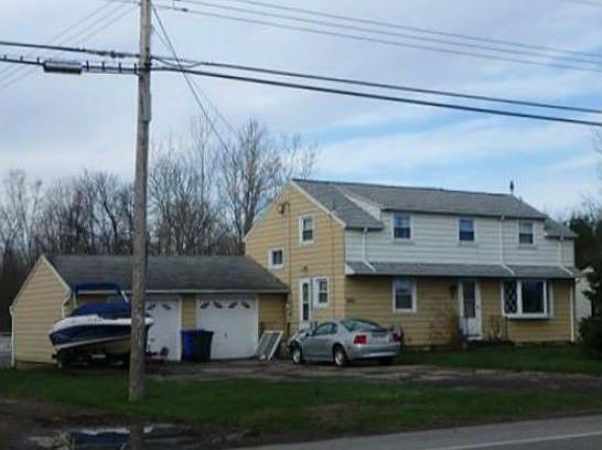 2nd image of 8551 W Ridge Rd