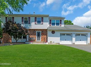 627 Meadow Run, Brick, NJ 08724