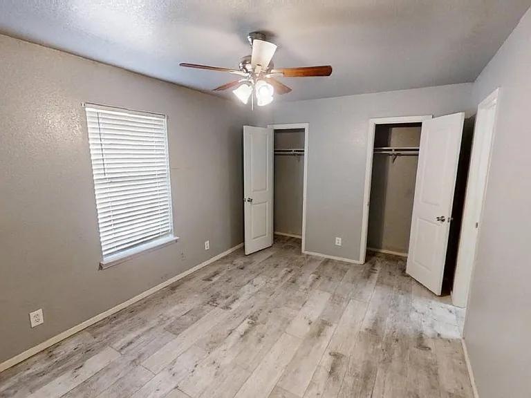 2606 Cross Timber Dr — Photo 8