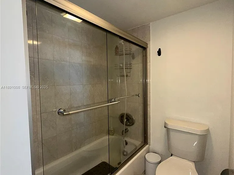 3675 N Country Club Dr — Photo 13