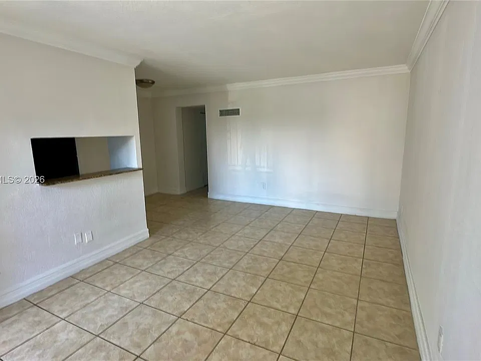 7101 SW 89th Ct #213