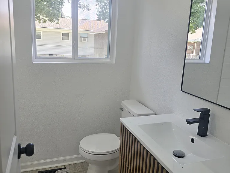 1203 Baskerville Ln — Photo 20