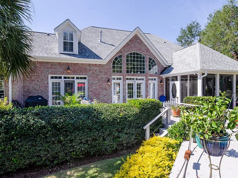 300 Garnercrest Rd — Photo 39