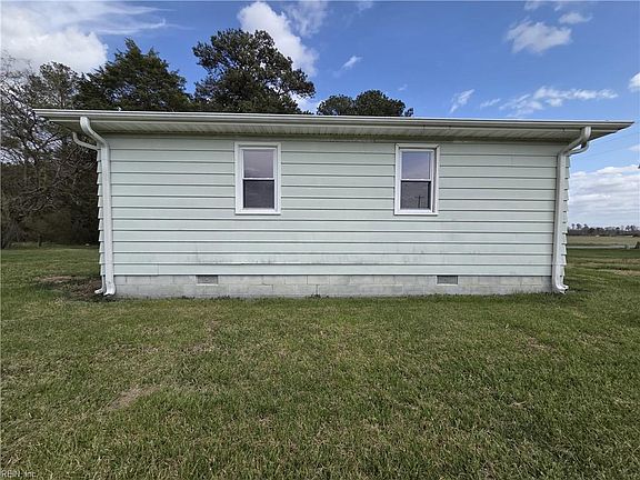 3rd image of 14035 Foursquare Rd