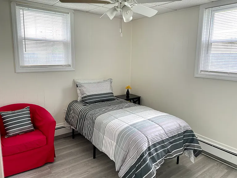 266 Gaston Ave #2 — Photo 17